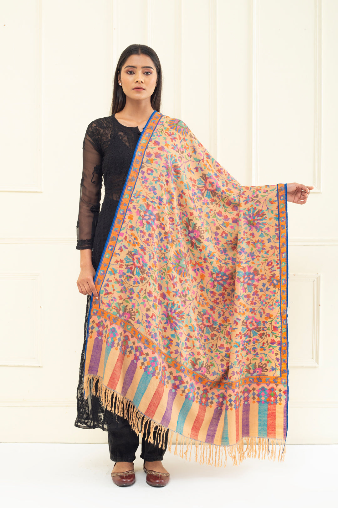 Skylark Bisque Floral Kani Jamavar Pashmina Shawl