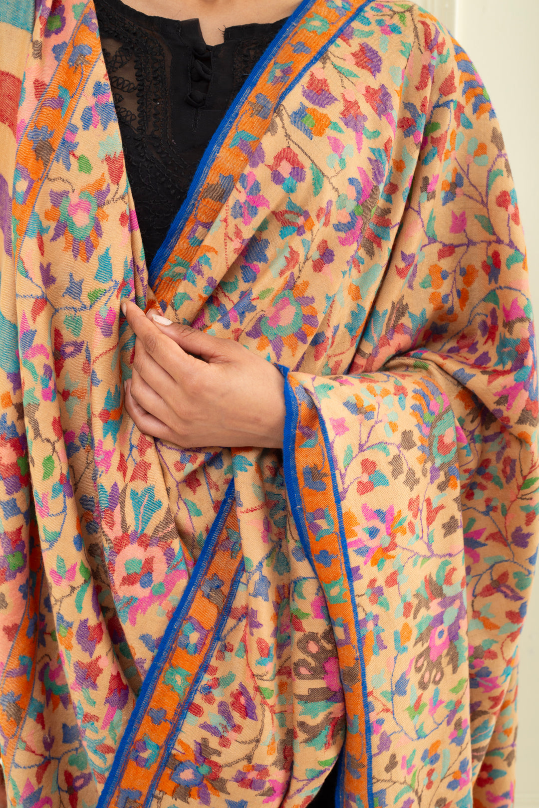 Skylark Bisque Floral Kani Jamavar Pashmina Shawl