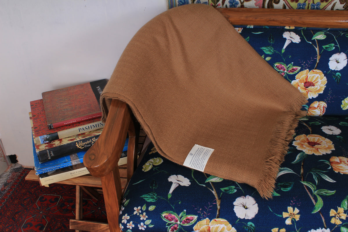 Emani Ash Brown Single Cashmere Blanket