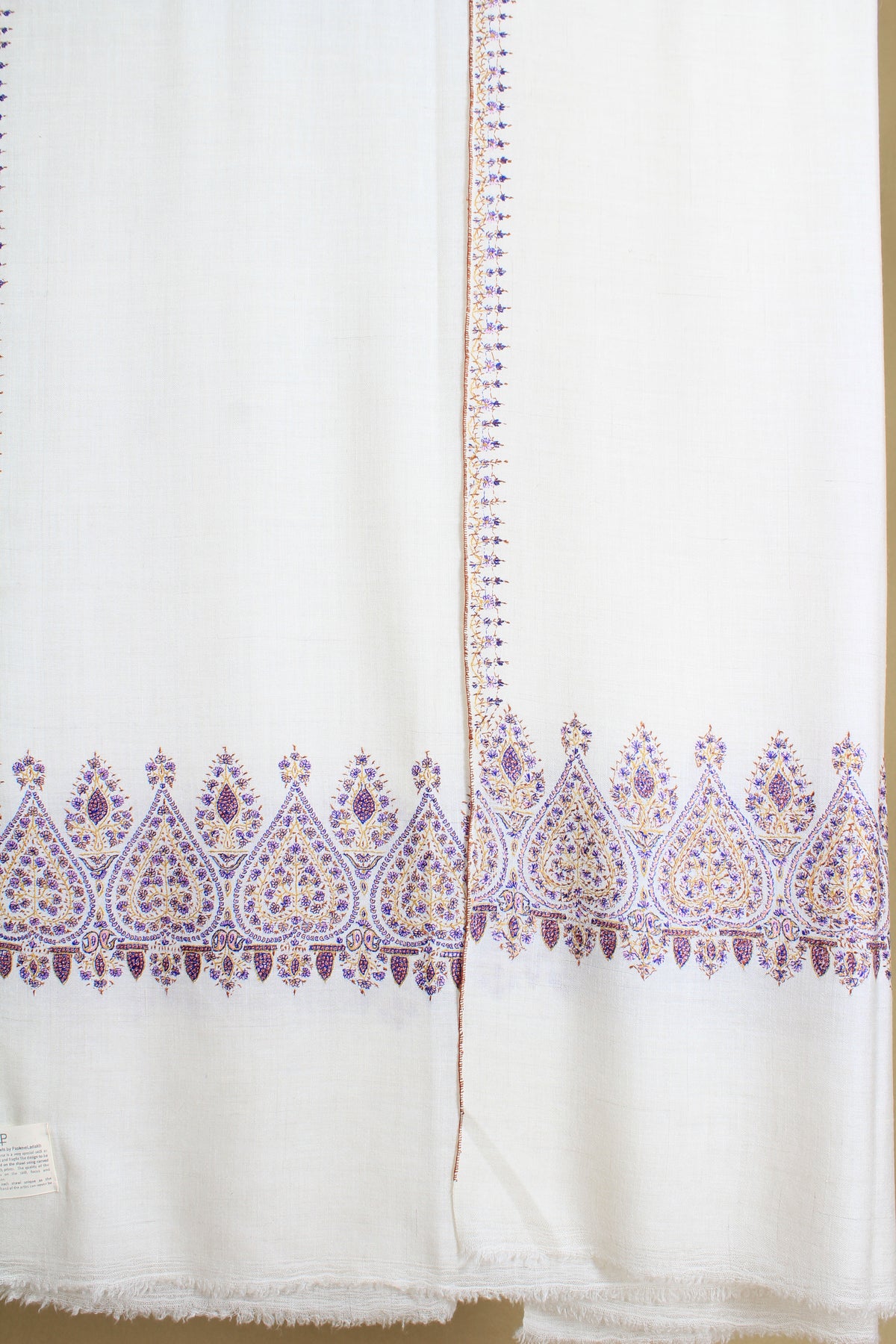 Barirah Pearl White Dourdar Embroidered Pashmina Shawl