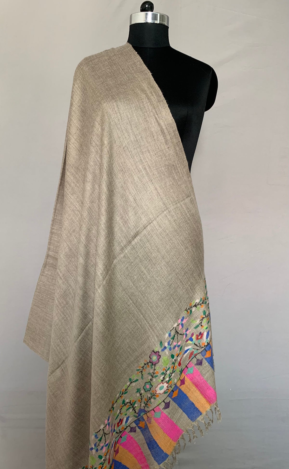 Zaboor-e-Ajam Kani Paldar Floral Pashmina Shawl