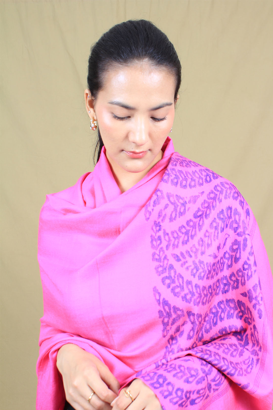 Tayyab Hot Pink Paisley Paldar Kani Pashmina Shawl