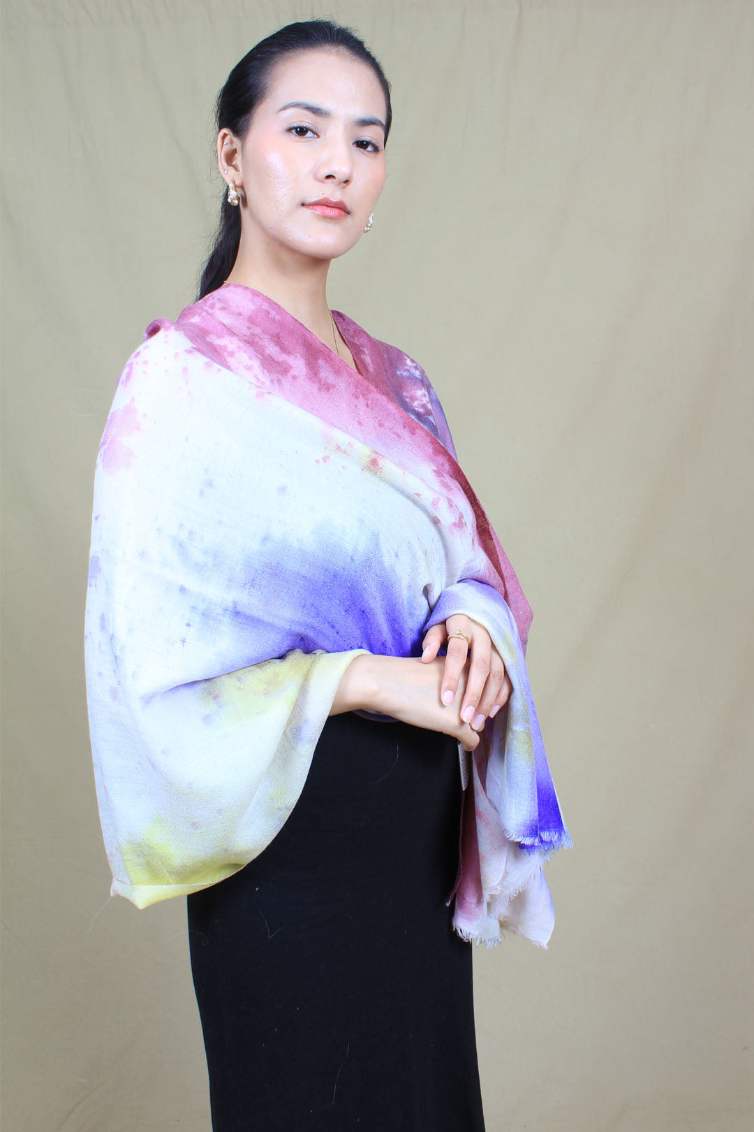 Diyari Ombre Dyed Cashmere Stole