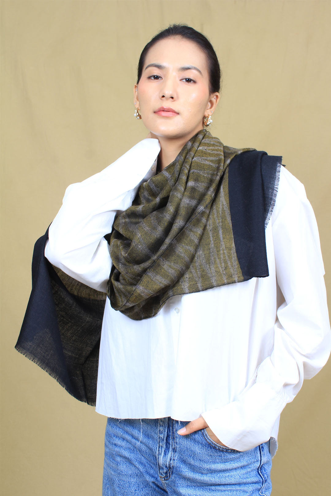 Darsha Ikat Dyed Cashmere Stole