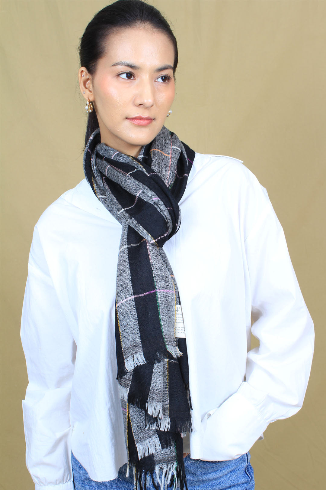 Mawiya Madras Check Cashmere Stole