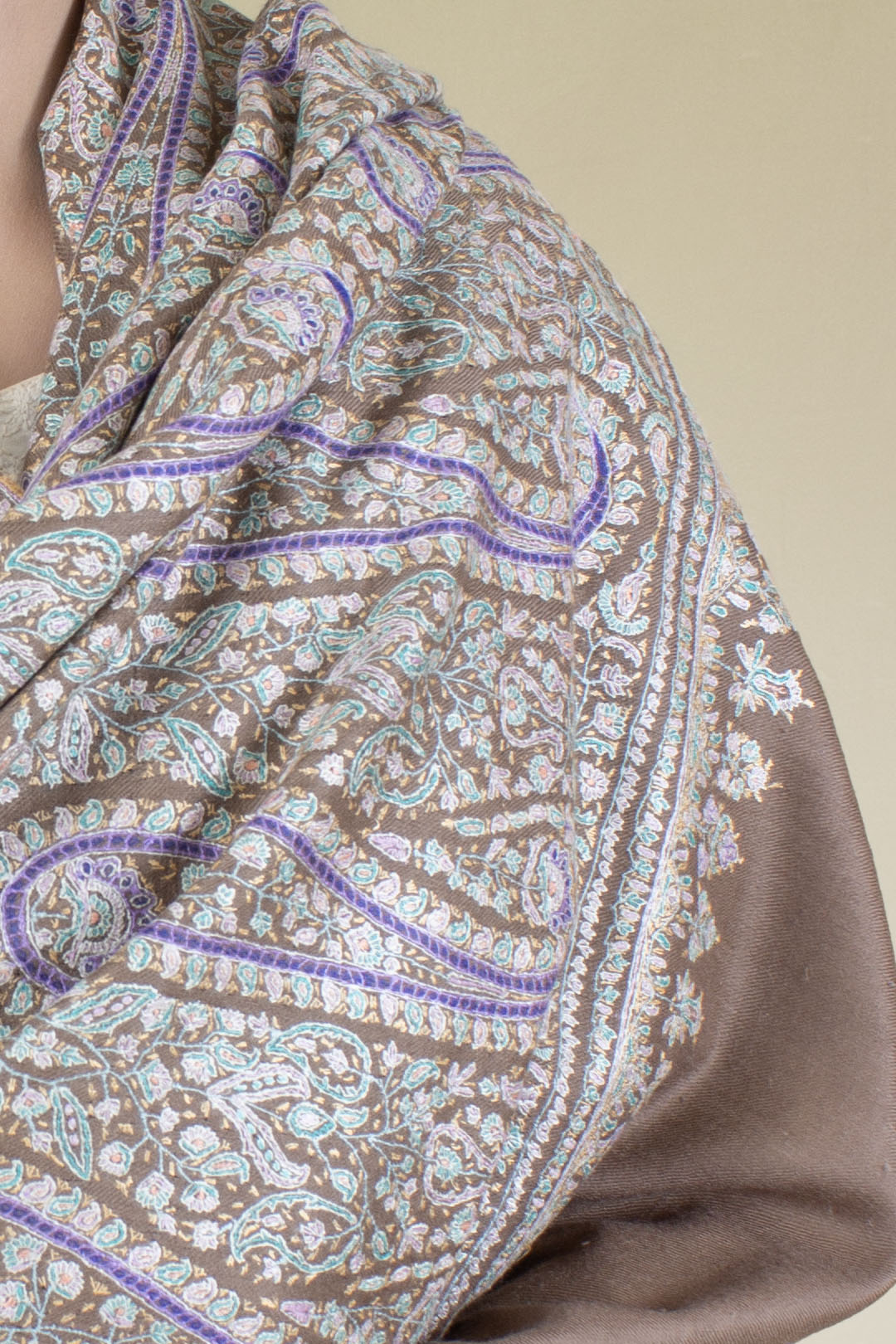 Gulfaam French Beige Paisley Jamavar Pashmina Shawl